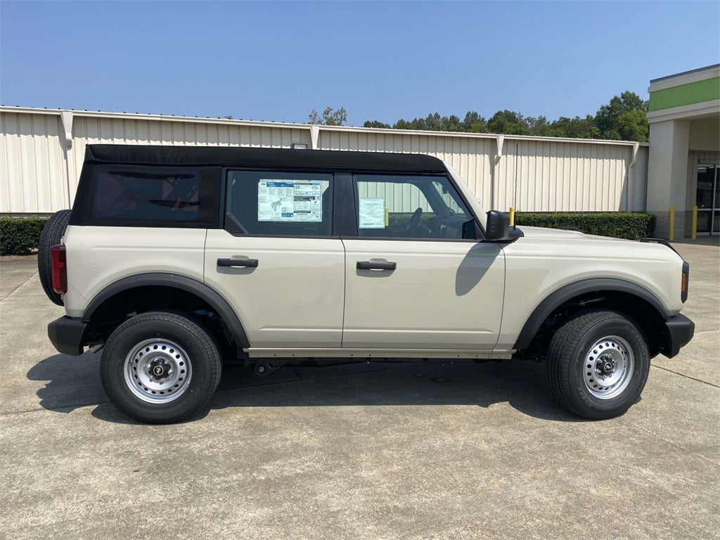 2025 Ford Bronco Base