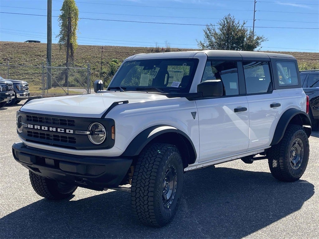 2025 Ford Bronco Base