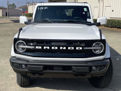 2025 Ford Bronco Outer Banks
