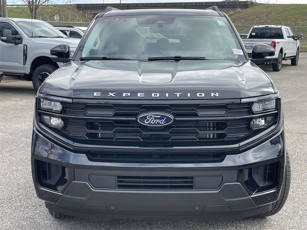 2026 Ford Expedition Max Active