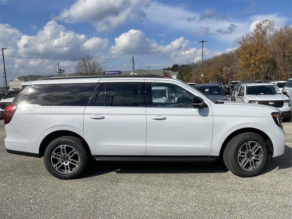 2025 Ford Expedition Max Active