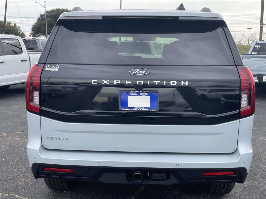 2025 Ford Expedition Active