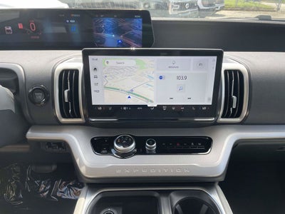 2027 Ford Expedition Active