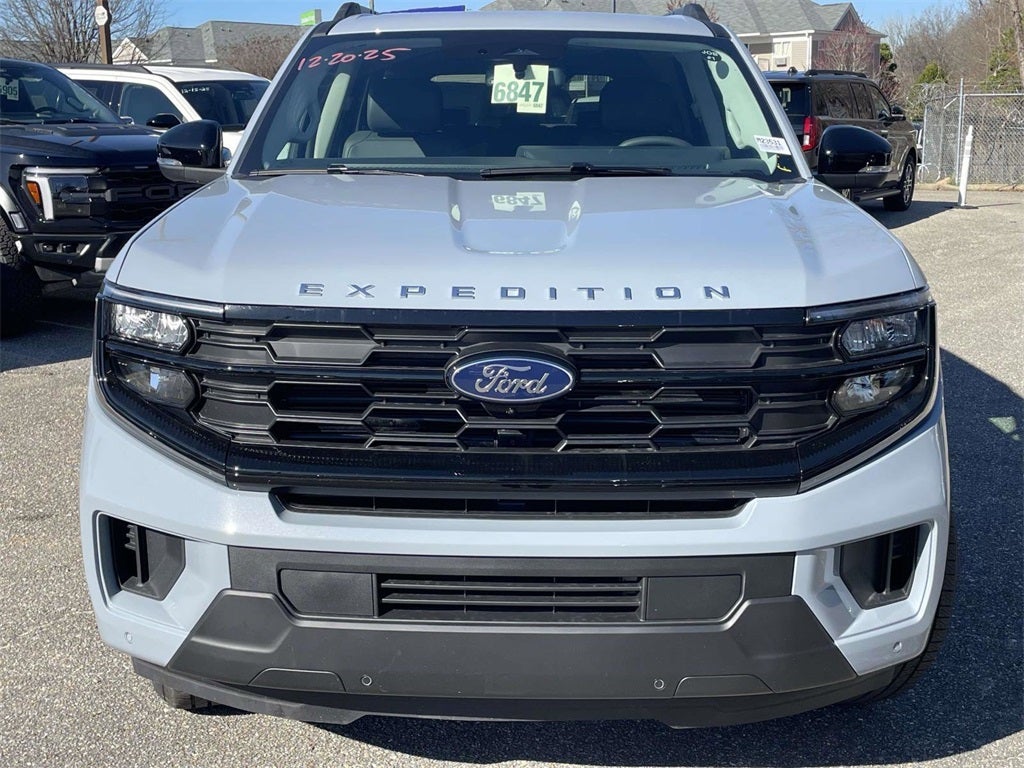 2026 Ford Expedition Active