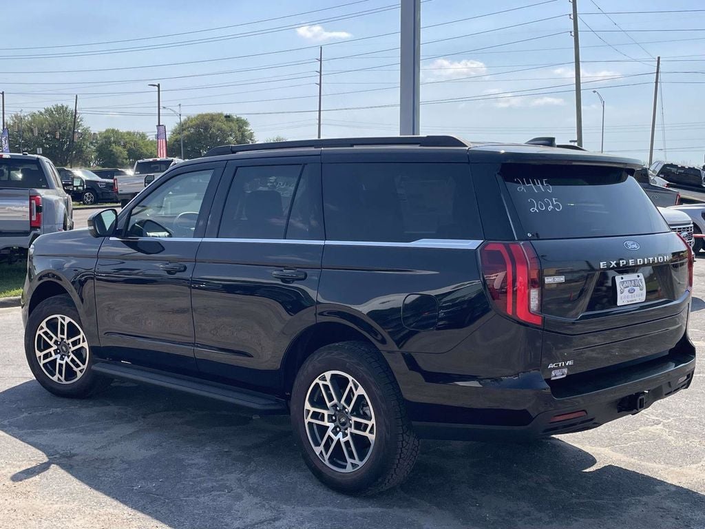 2025 Ford Expedition Active