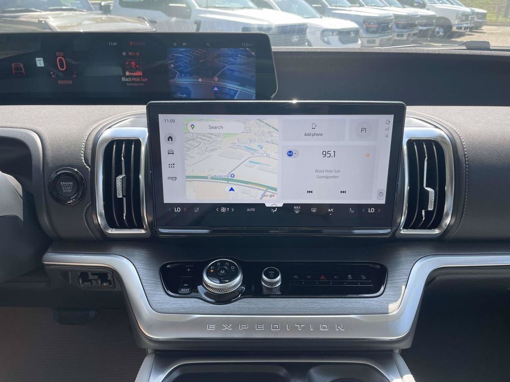 2027 Ford Expedition Platinum