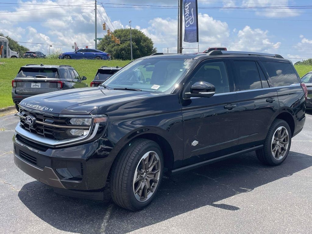 2027 Ford Expedition King Ranch