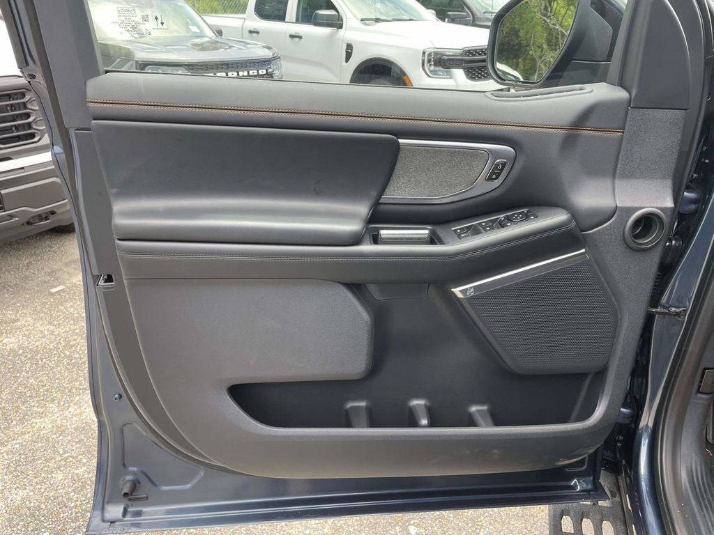 2027 Ford Expedition Tremor