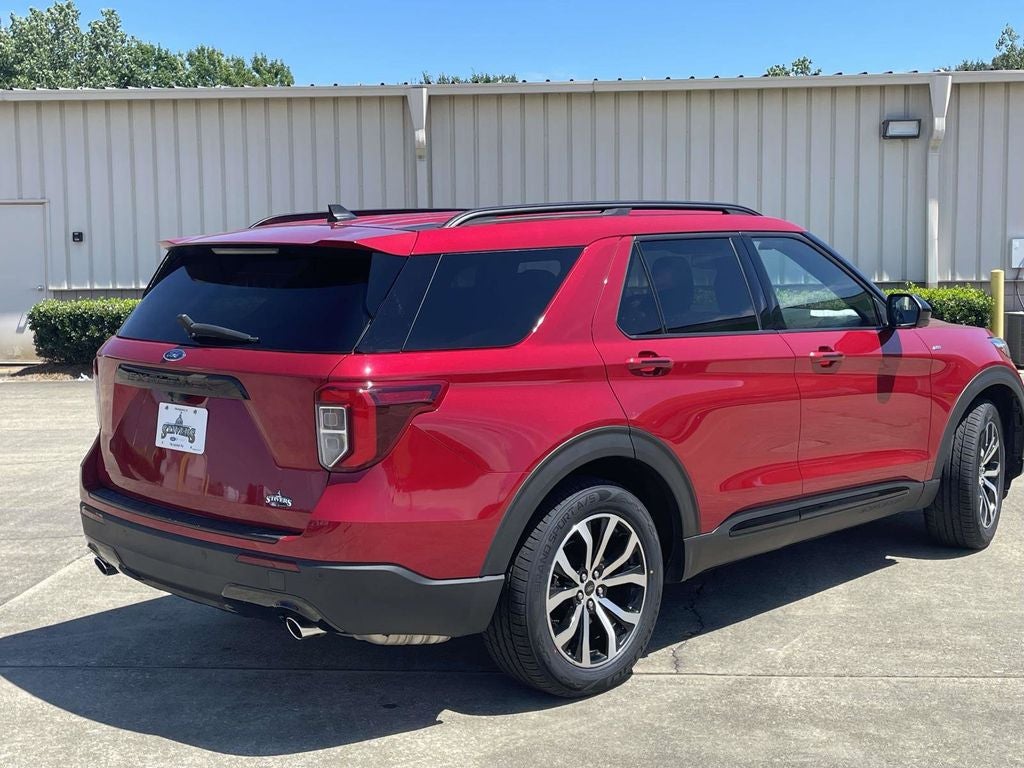 2022 Ford Explorer ST-Line