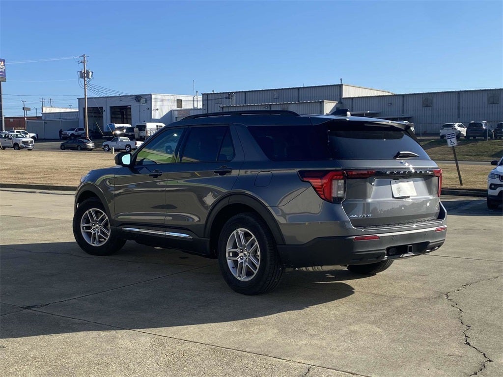 2025 Ford Explorer Active