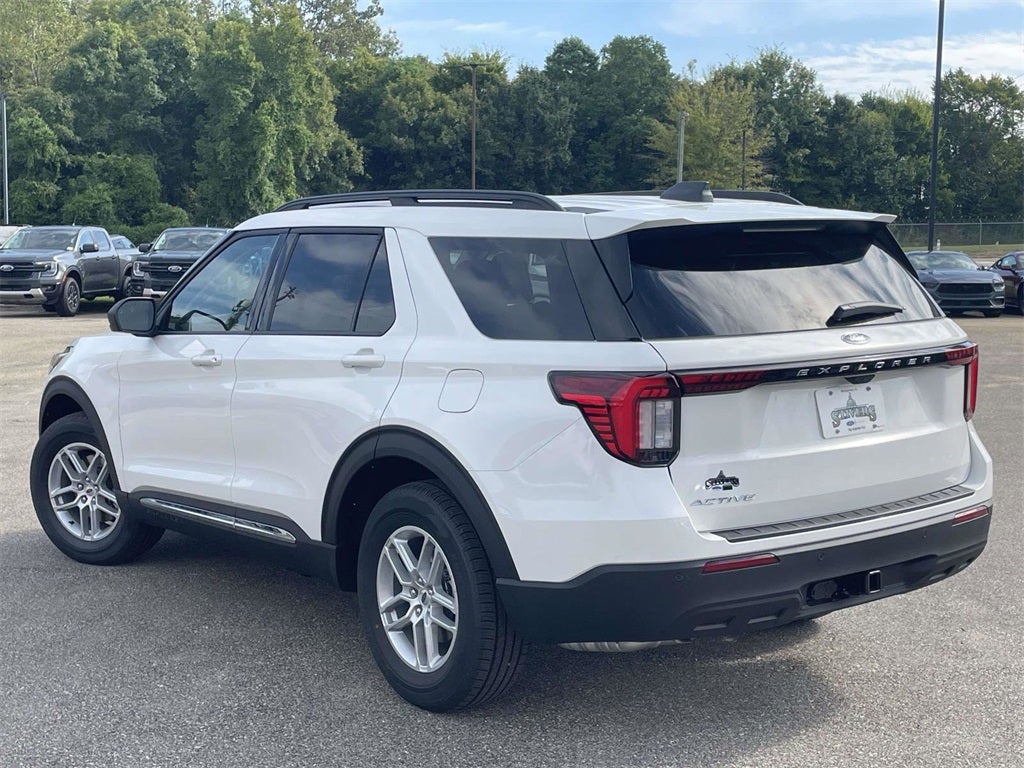 2025 Ford Explorer Active