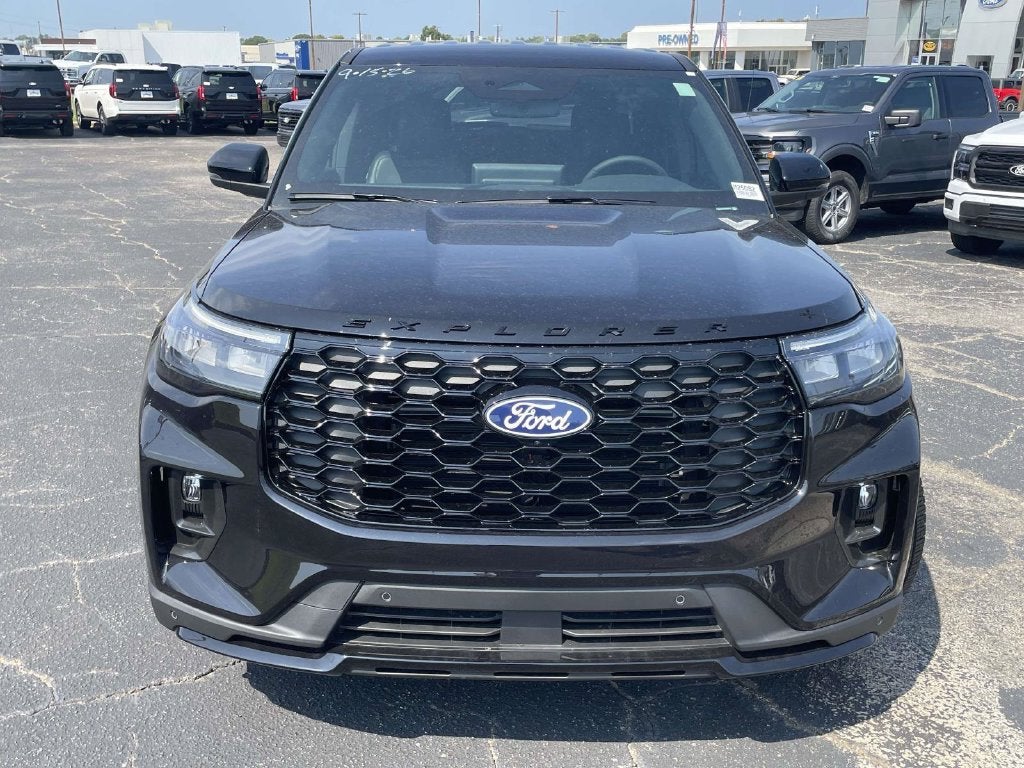 2027 Ford Explorer ST-Line