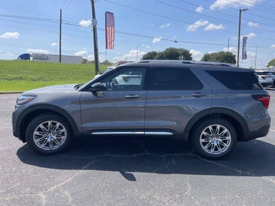 2027 Ford Explorer Platinum