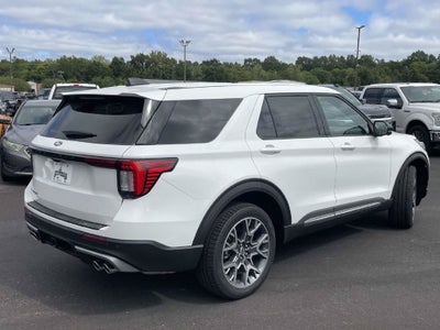 2027 Ford Explorer Platinum