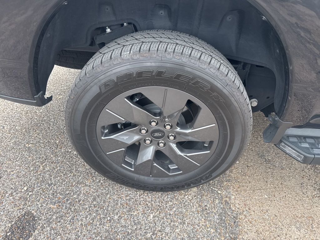2022 Ford F-150 Lightning Lariat