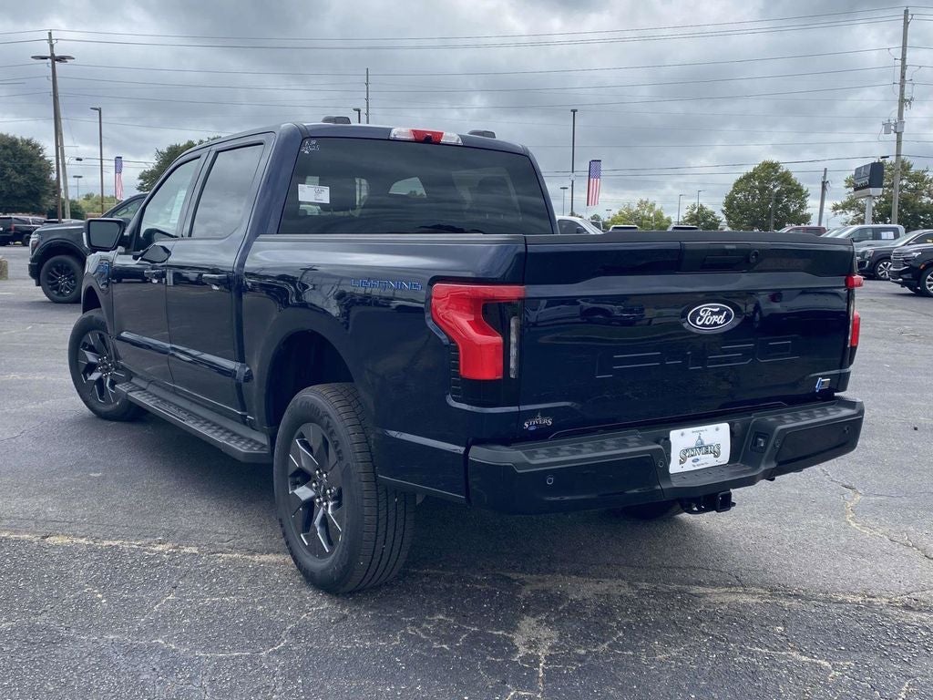 2025 Ford F-150 Lightning Flash