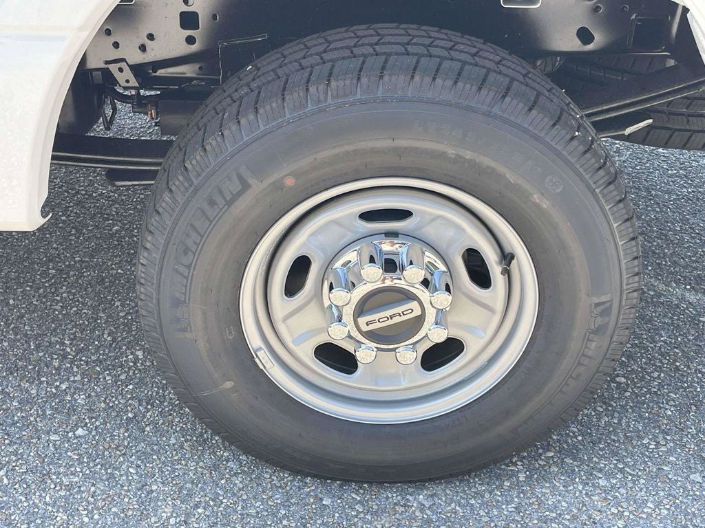 2027 Ford F-250SD XL