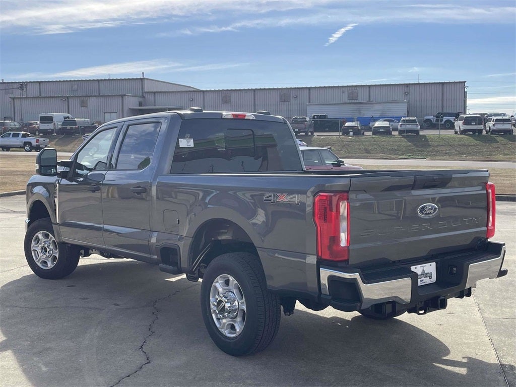 2026 Ford F-250SD XLT