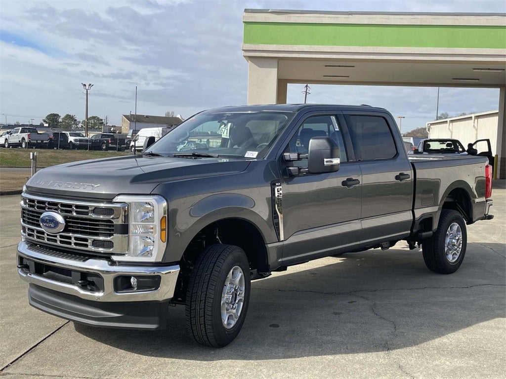 2026 Ford F-250SD XLT