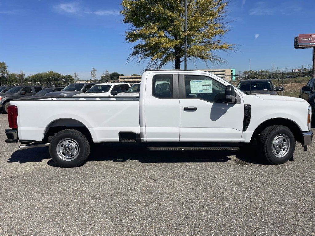 2027 Ford F-250SD XL