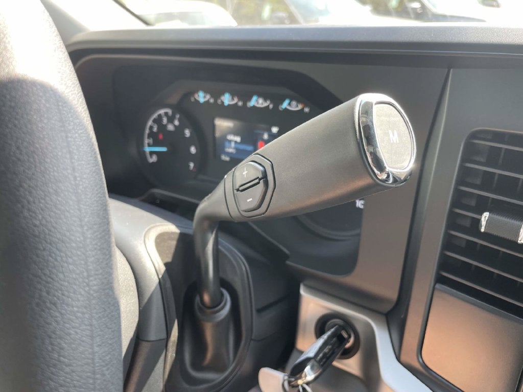 2027 Ford F-250SD XLT