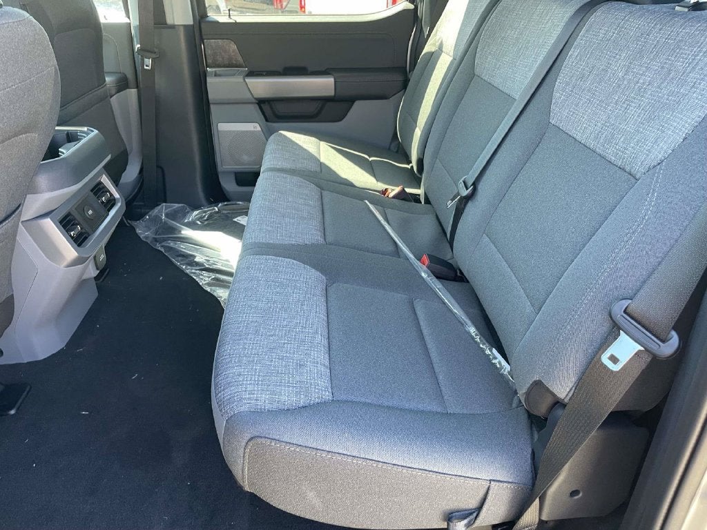 2027 Ford F-250SD XLT