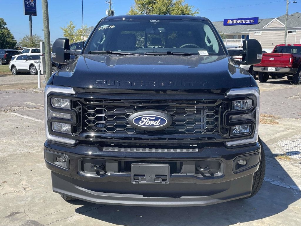 2027 Ford F-250SD XLT