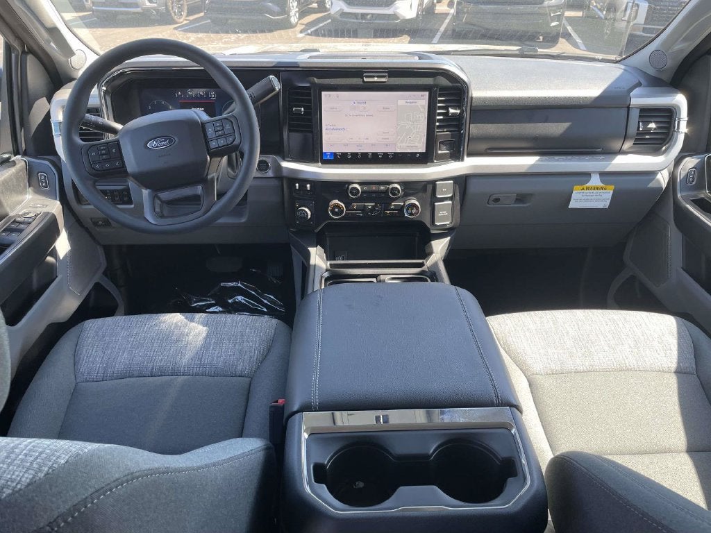 2027 Ford F-250SD XLT