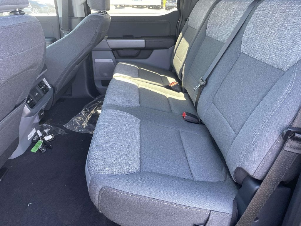 2027 Ford F-250SD XLT
