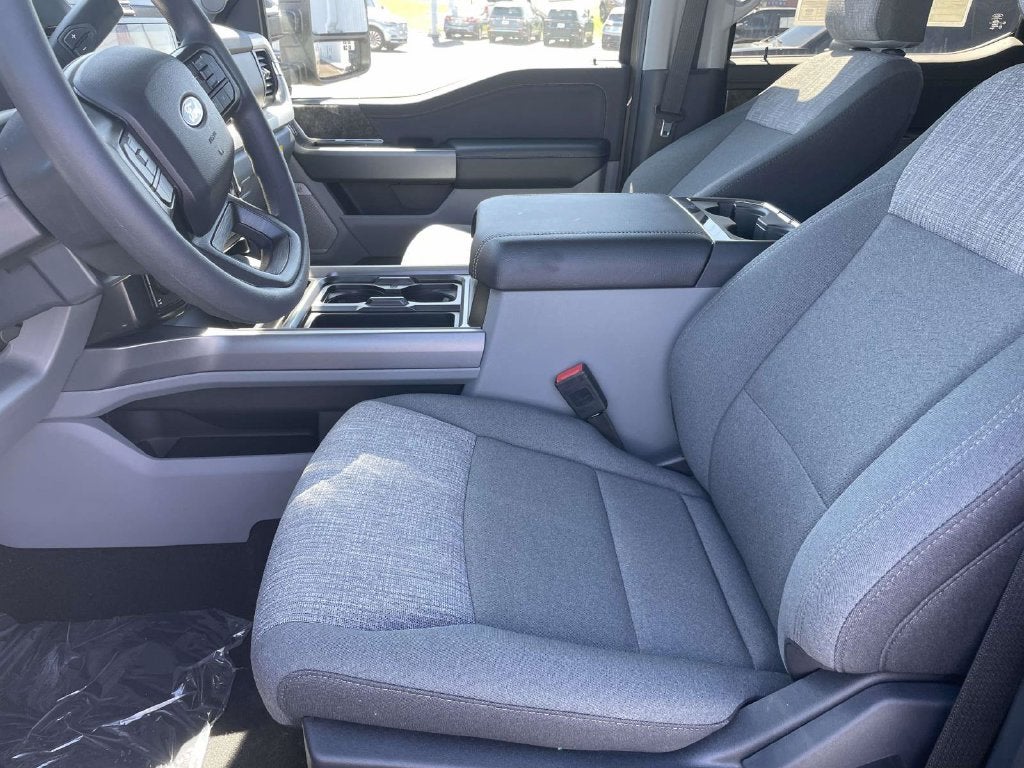 2027 Ford F-250SD XLT