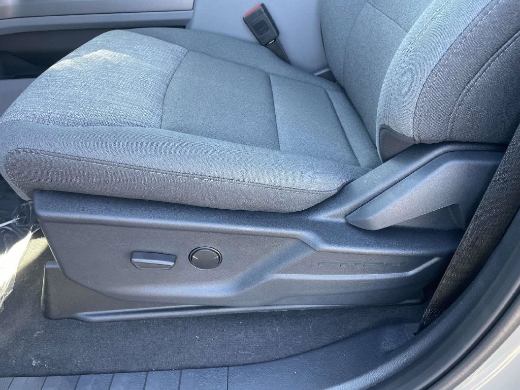 2027 Ford F-250SD XLT