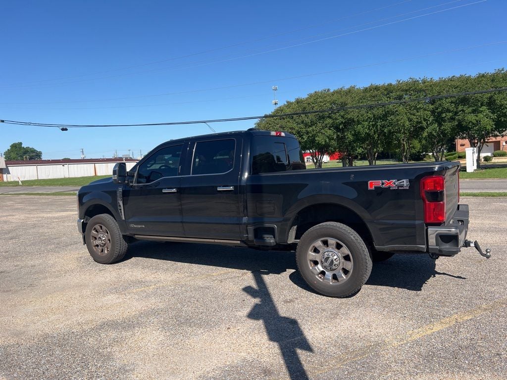 2023 Ford F-250SD Lariat