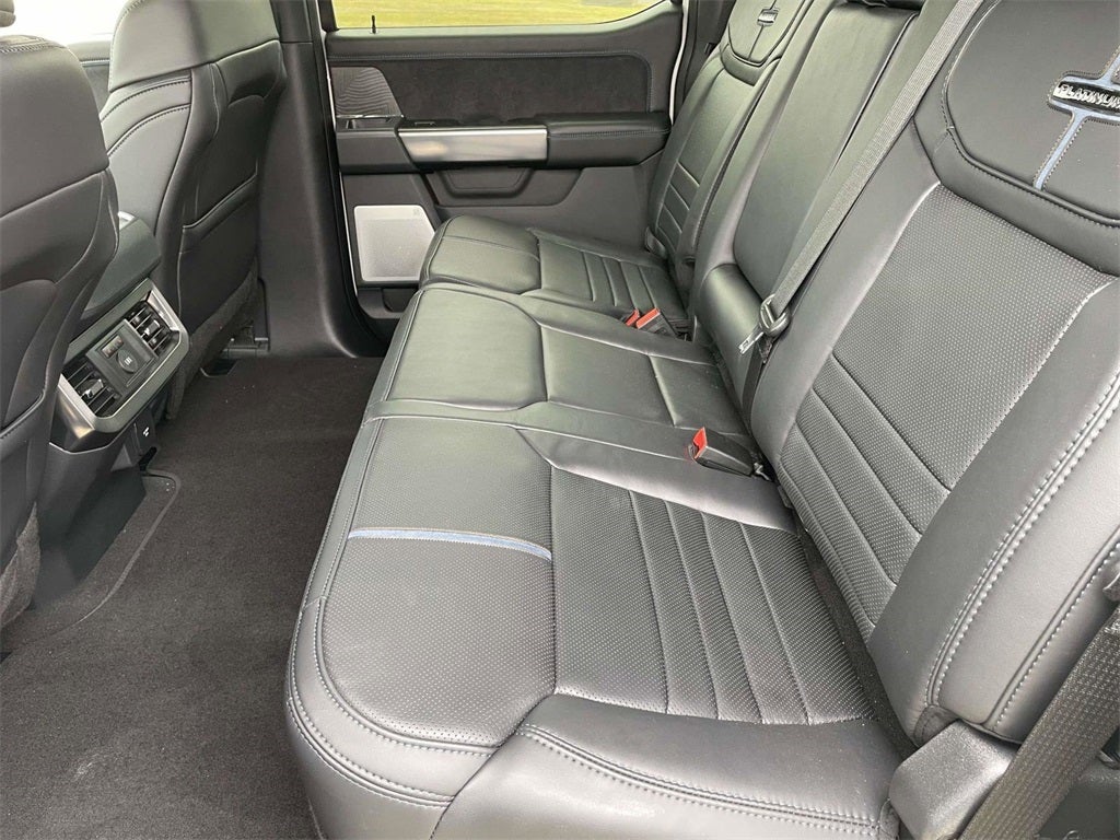 2025 Ford F-350SD Platinum