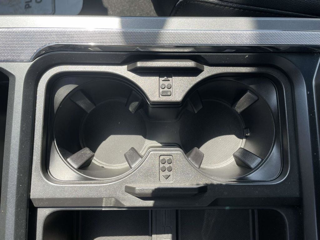 2025 Ford F-350SD Lariat