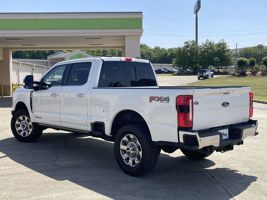 2025 Ford F-350SD Lariat