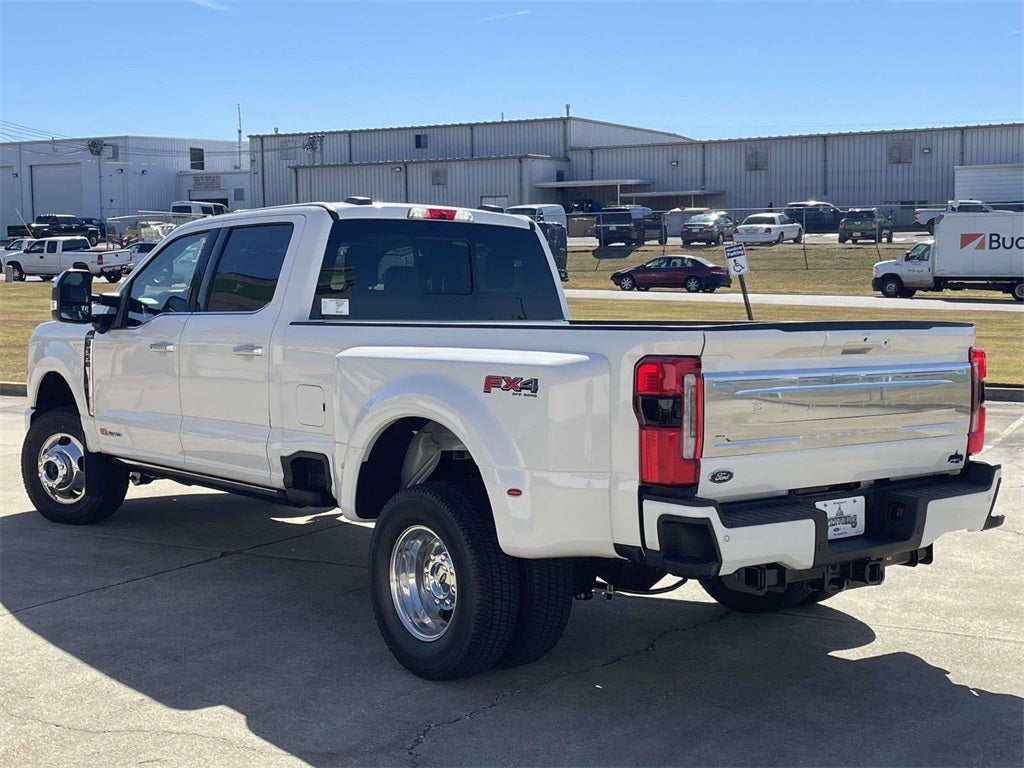 2026 Ford F-350SD Platinum DRW