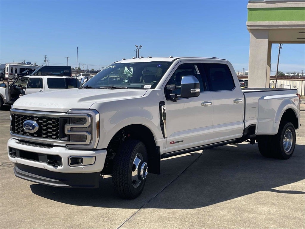 2026 Ford F-350SD Platinum DRW