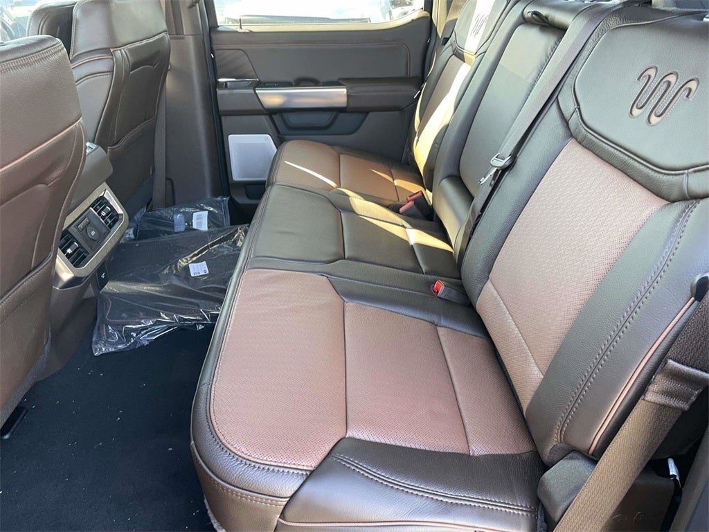 2026 Ford F-350SD Platinum DRW