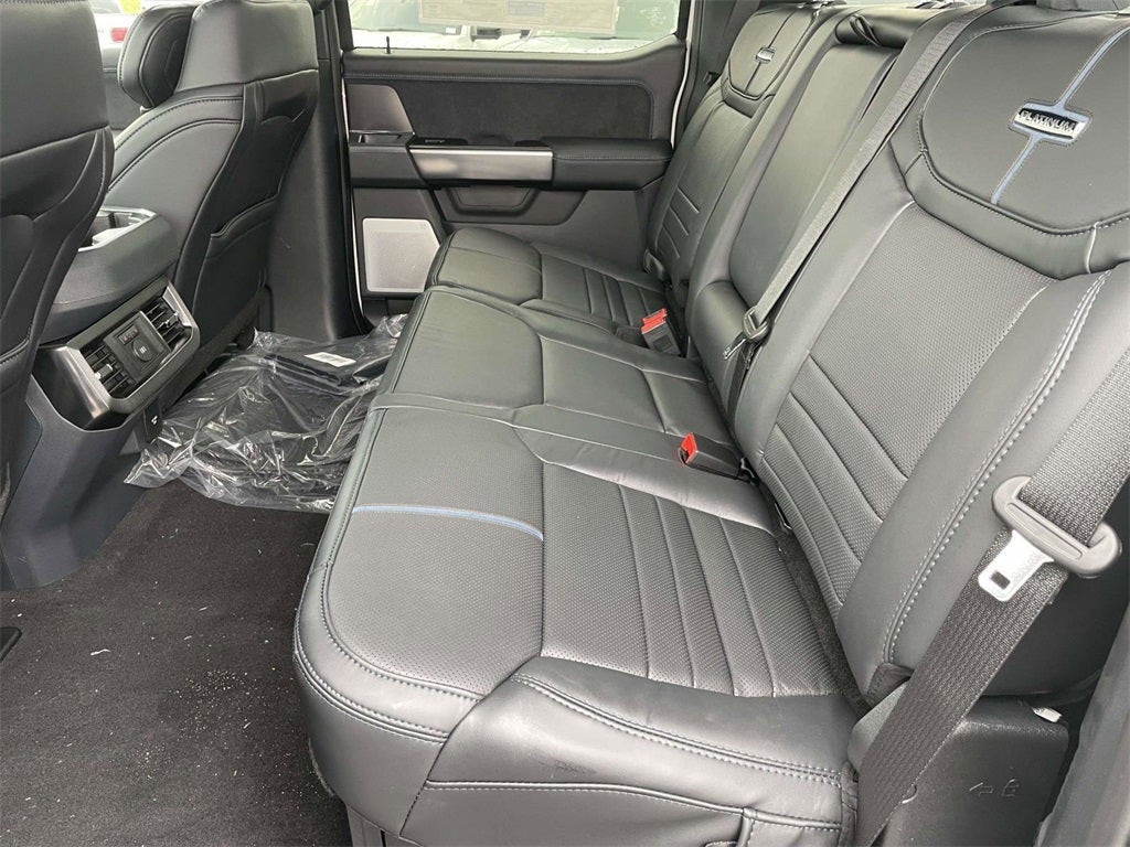 2026 Ford F-350SD Platinum DRW