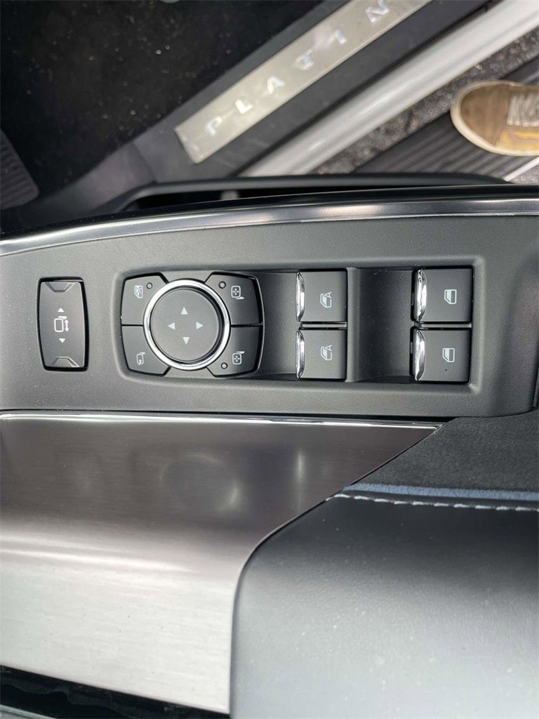 2026 Ford F-350SD Platinum DRW