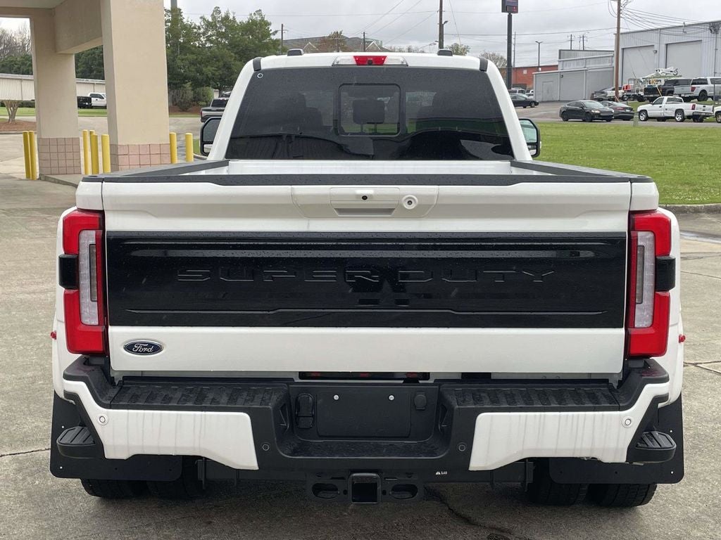 2025 Ford F-450SD Platinum