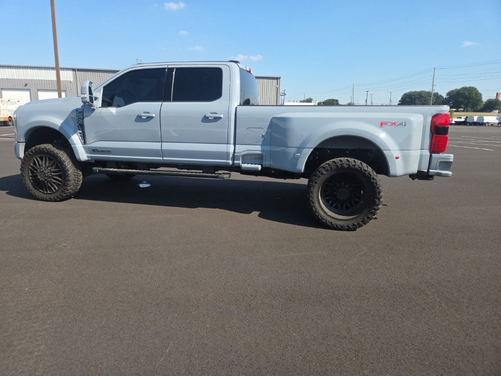 2025 Ford F-450SD Lariat DRW
