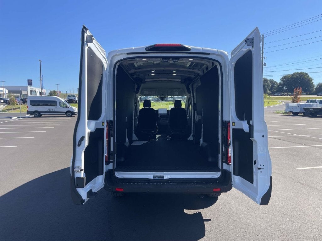 2027 Ford Transit-250 Base