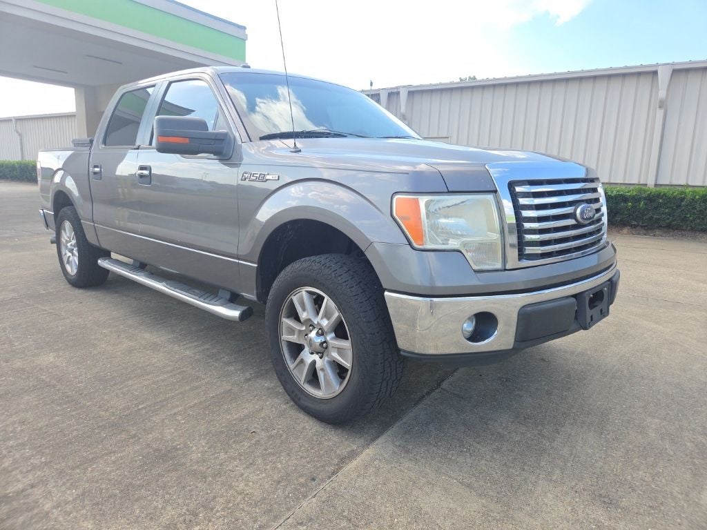2012 Ford F-150 XLT SuperCrew 145-in's photo