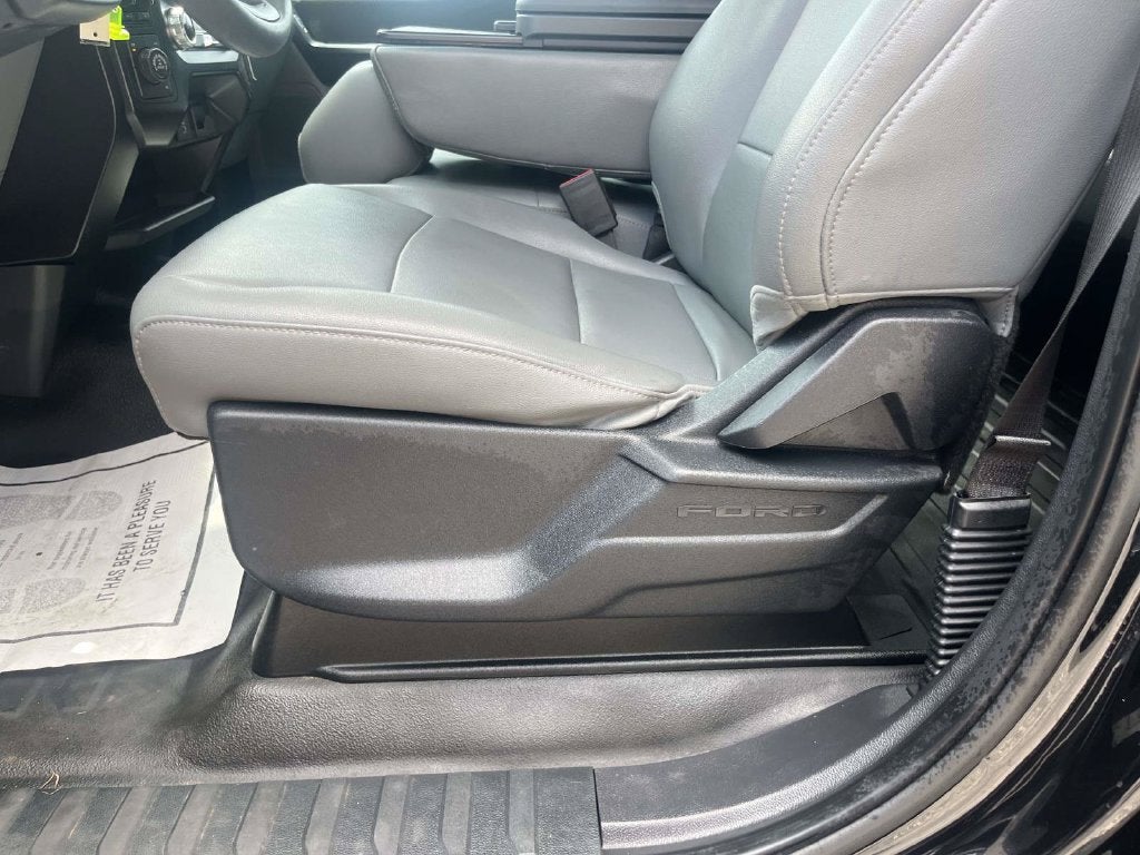 2023 Ford F-150 XL STX