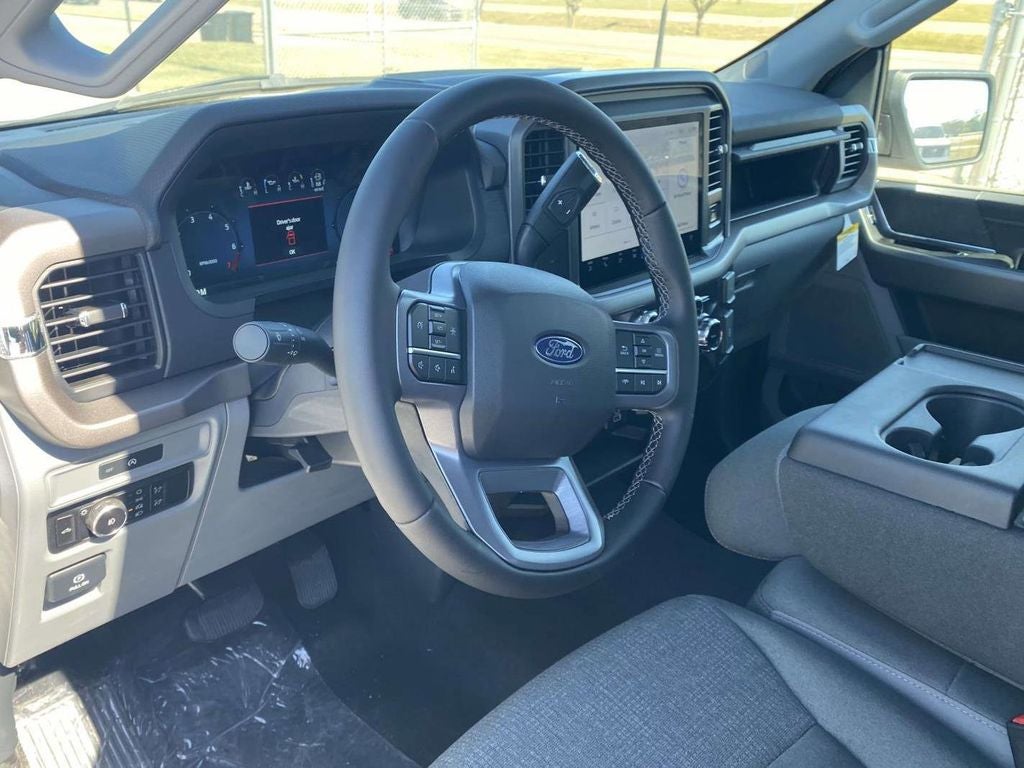 2025 Ford F-150 XLT Commercial