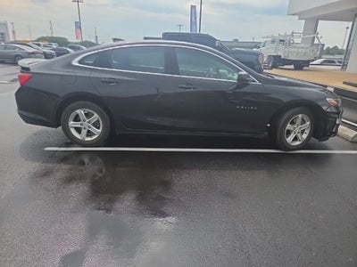 2022 Chevrolet Malibu LS 1LS