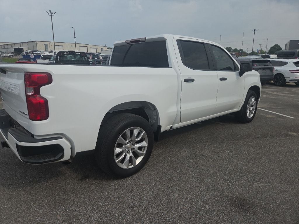 2022 Chevrolet Silverado 1500 Custom
