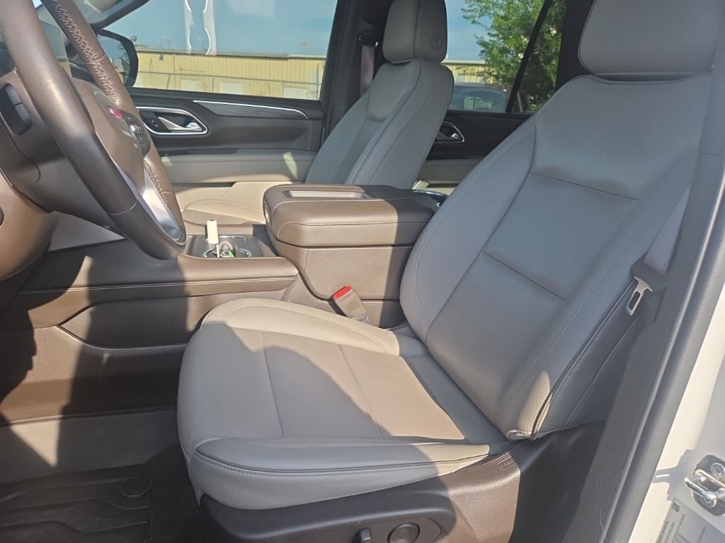 2022 GMC Yukon SLT