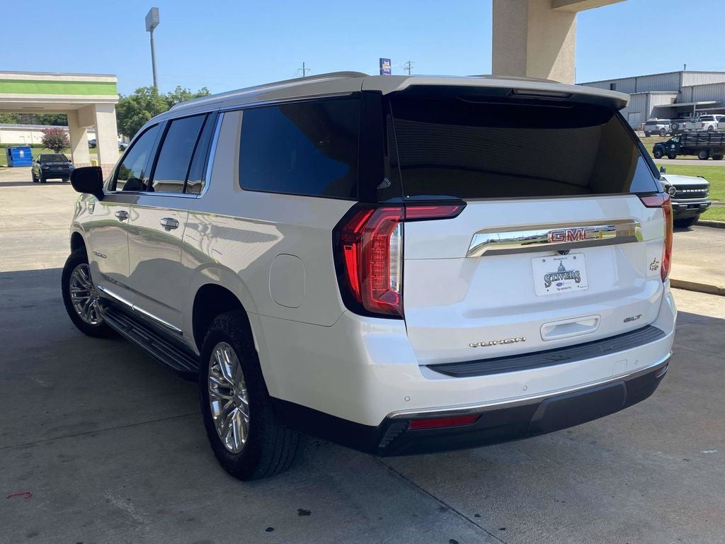 2023 GMC Yukon XL SLT
